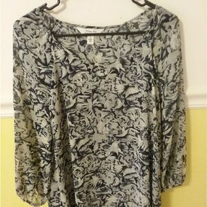 KRAZY KAT TIERED FRONT LONG SLEEVE TUNIC. MEDIUM‎